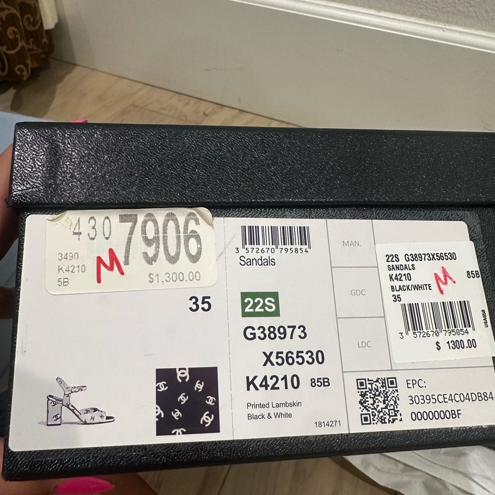 CHANEL Crazy CC Black and White Logo Heels Size 35 - Picture 11 of 15